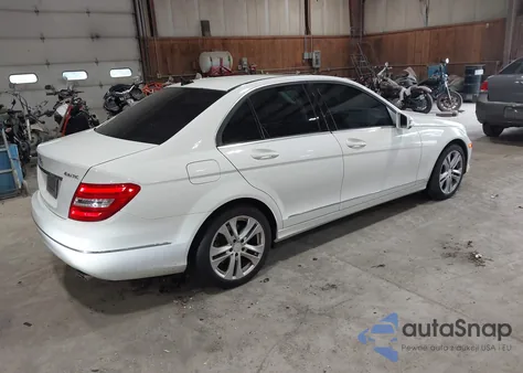 2013 Mercedes-Benz C 300 Luxury 4Matic/Sport 4Matic from USA, damaged, VIN WDDGF8AB3DA859410